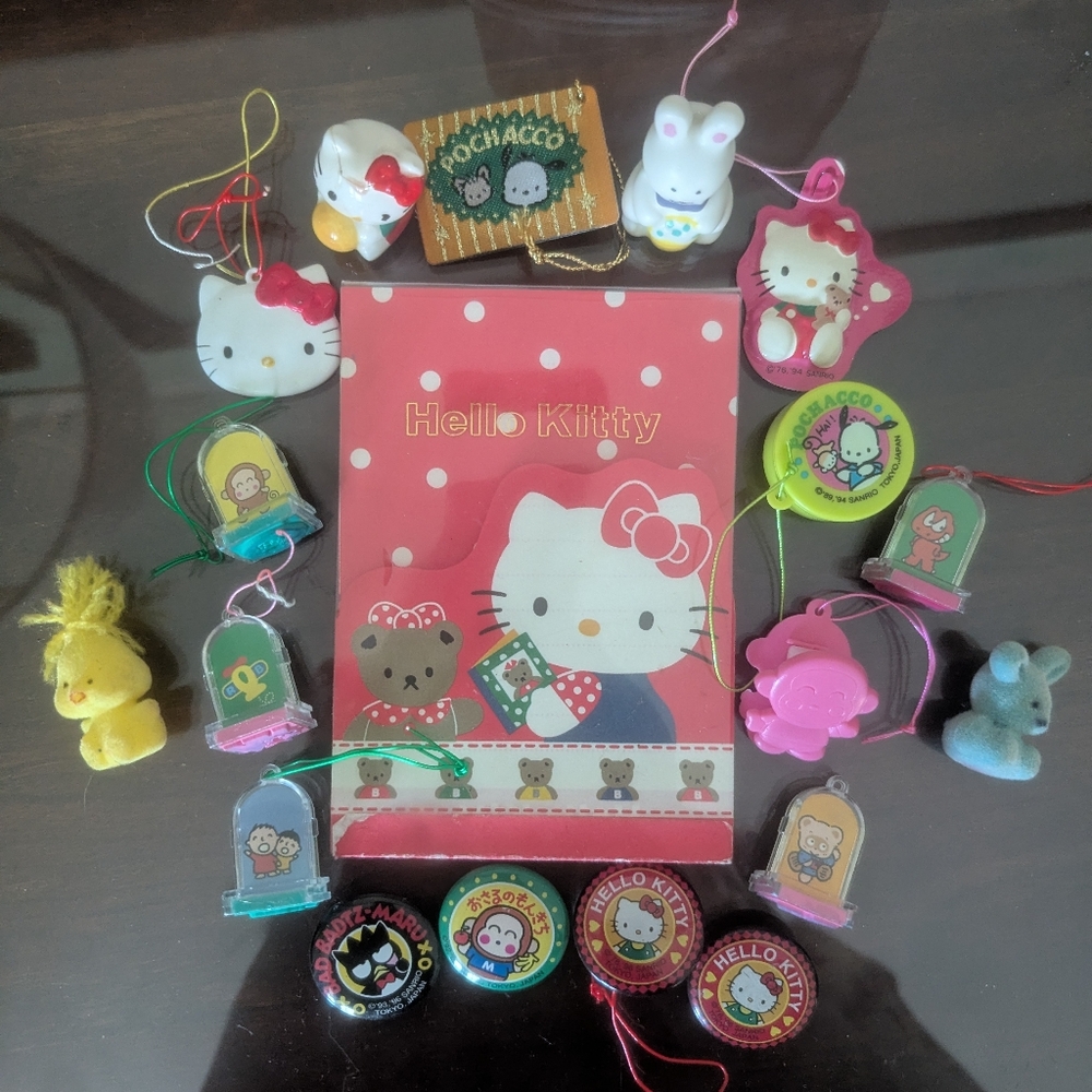 Kid Treasure Lot Of Vintage 1990's Hello Kitty Trinkets